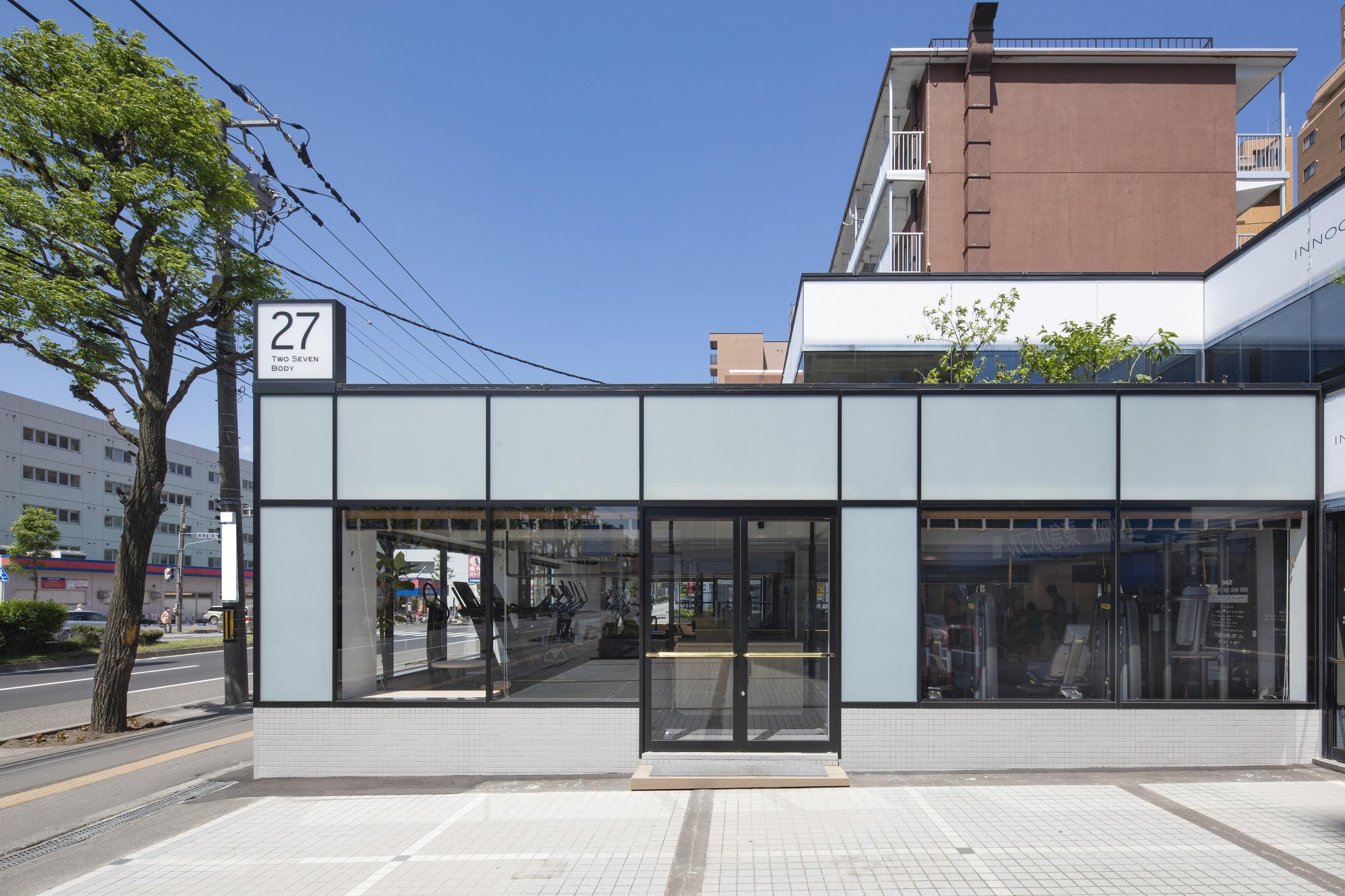 TWO.SEVEN BODY　白石店外観